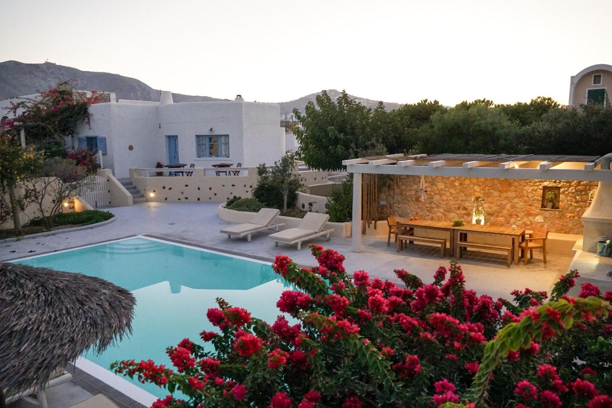 Theros Houses Santorini Kamari  Exterior photo